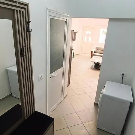 Kombinat Corner 8 Appartement Tirana